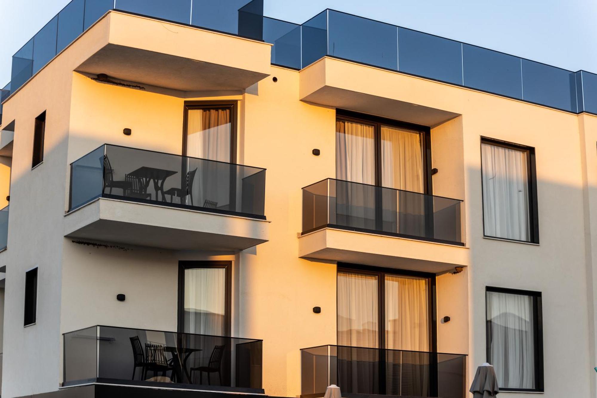 Bolt Boutique Hotel Αλέσιον Εξωτερικό φωτογραφία