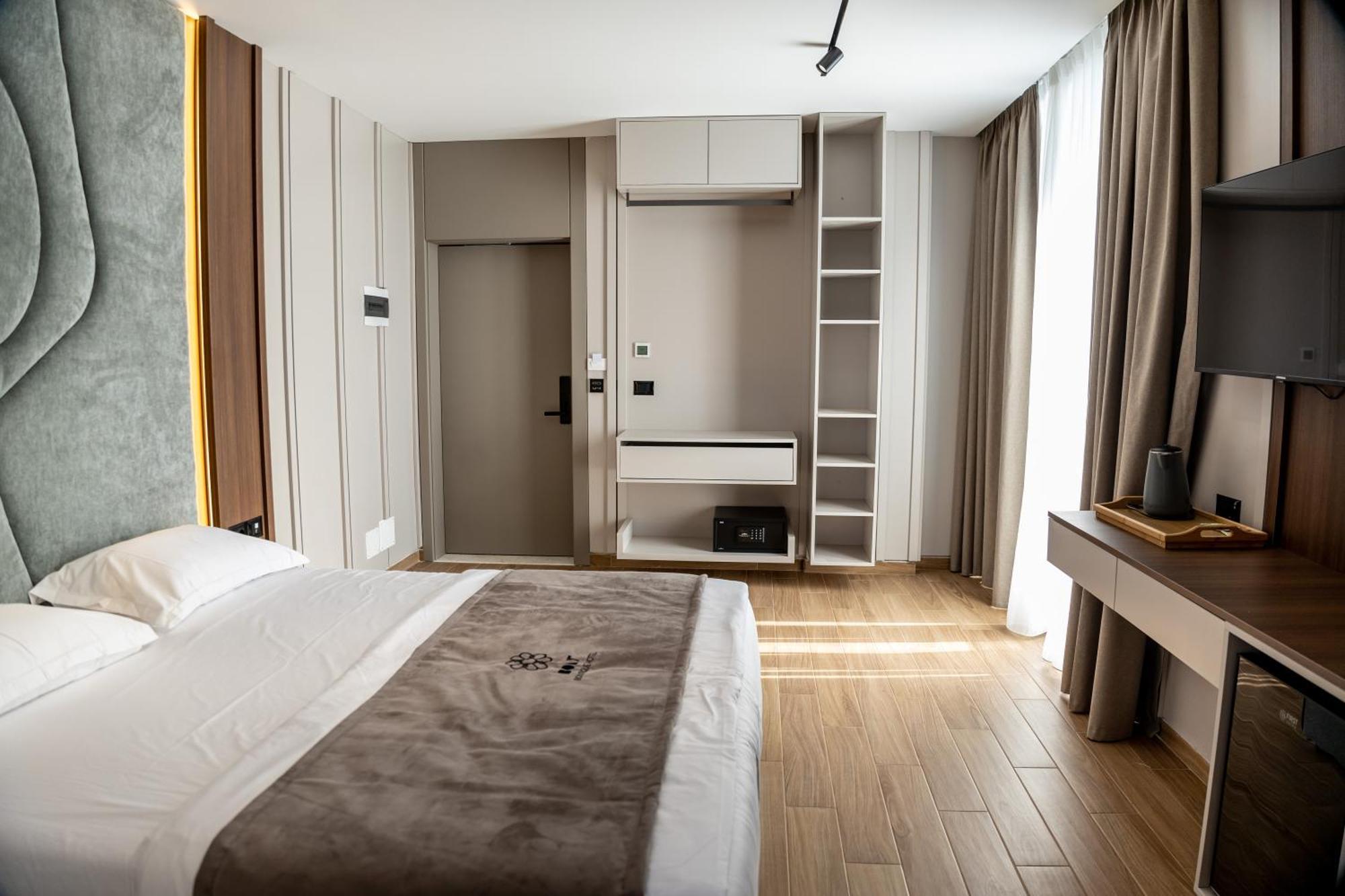 Bolt Boutique Hotel Αλέσιον Εξωτερικό φωτογραφία