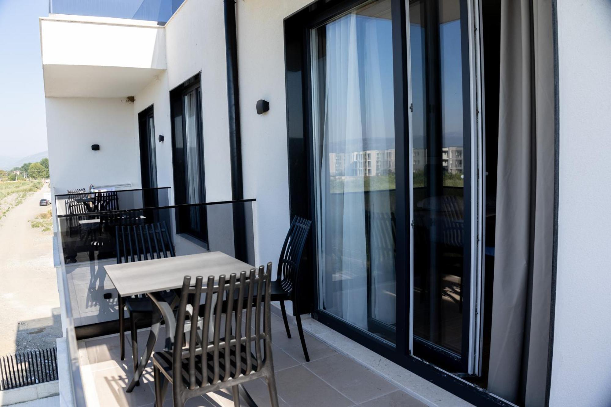 Bolt Boutique Hotel Αλέσιον Εξωτερικό φωτογραφία