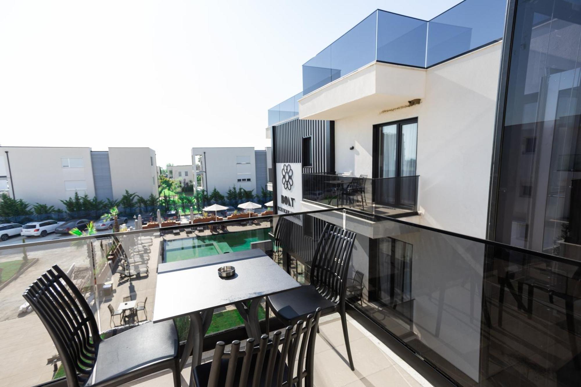 Bolt Boutique Hotel Αλέσιον Εξωτερικό φωτογραφία