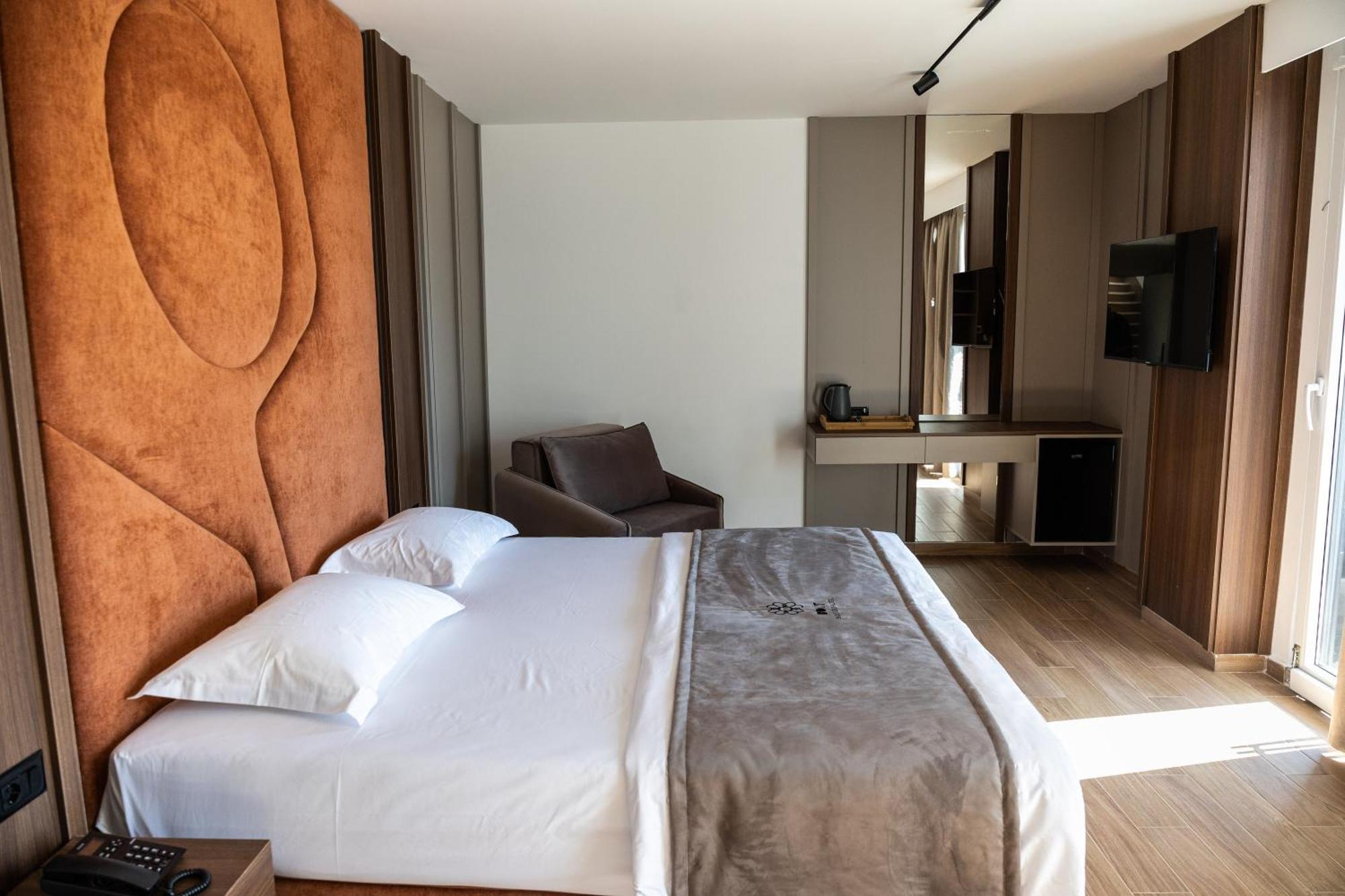 Bolt Boutique Hotel Αλέσιον Εξωτερικό φωτογραφία