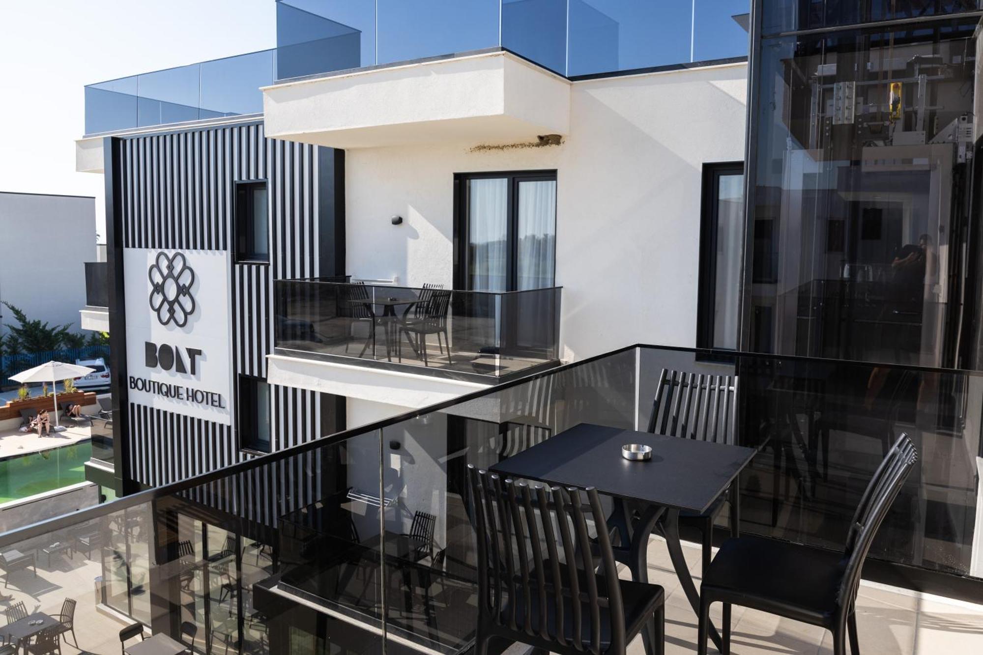 Bolt Boutique Hotel Αλέσιον Εξωτερικό φωτογραφία